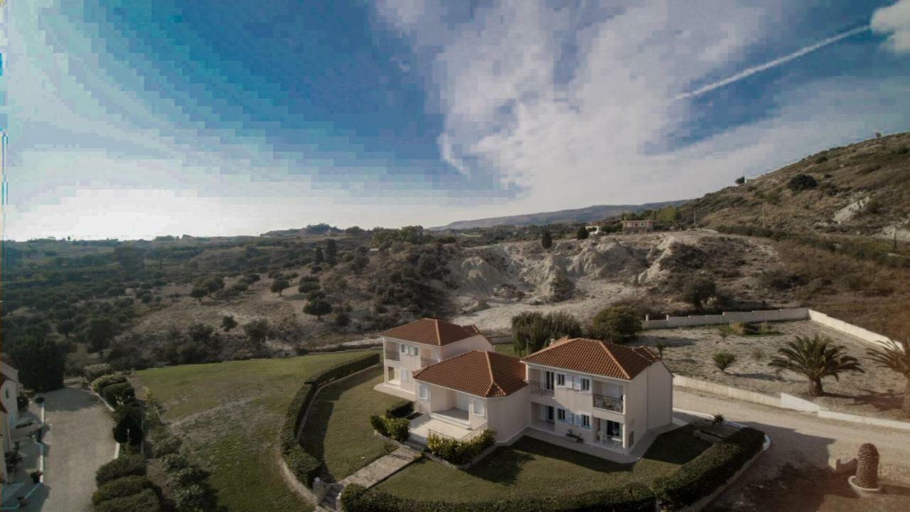 Cavaliere Houses Lixouri Exterior photo